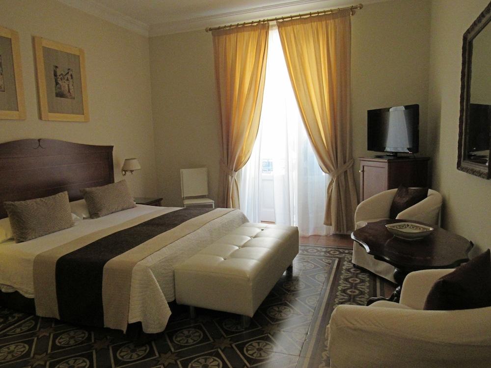 Hotel Akropolis - Museum Hotel Taranto Exterior photo